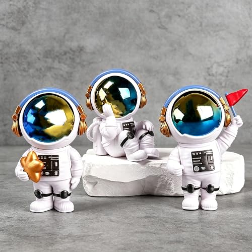 Gradient Astronaut Figurines Statue Set of 3 (3 Count)
