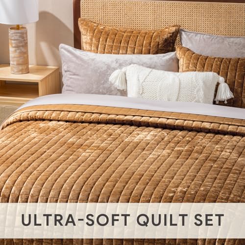 Channel Box Stitch Velvet Quilt Set