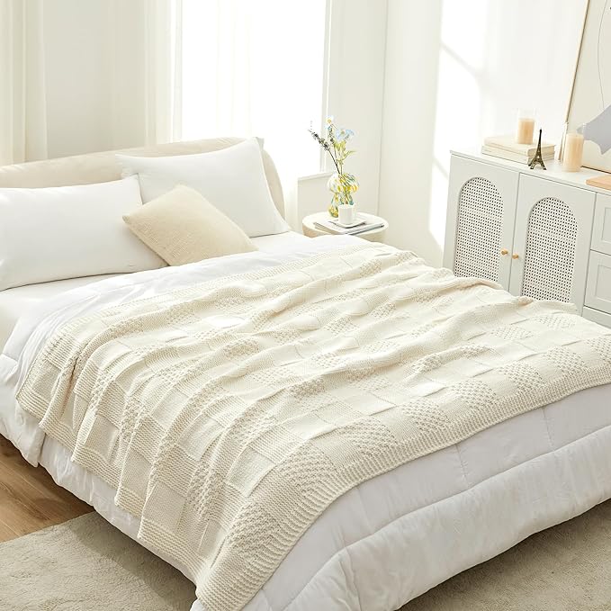 Amélie Home Checkered Chenille Knit Throw Blanket for Couch, Classic Texture Decorative Soft Blanket for Sofa, Chair & Bedroom, 50"x60", Ivory