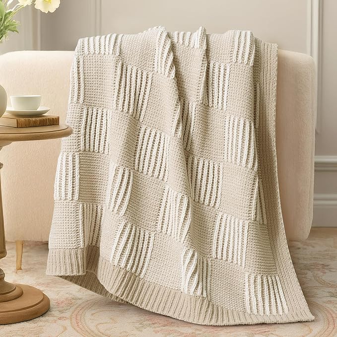 Amélie Home Checkered Knit Throw Blanket for Couch, Chenille Texture Decorative Soft Blanket for Sofa & Chair, 50"x60", Khaki & White