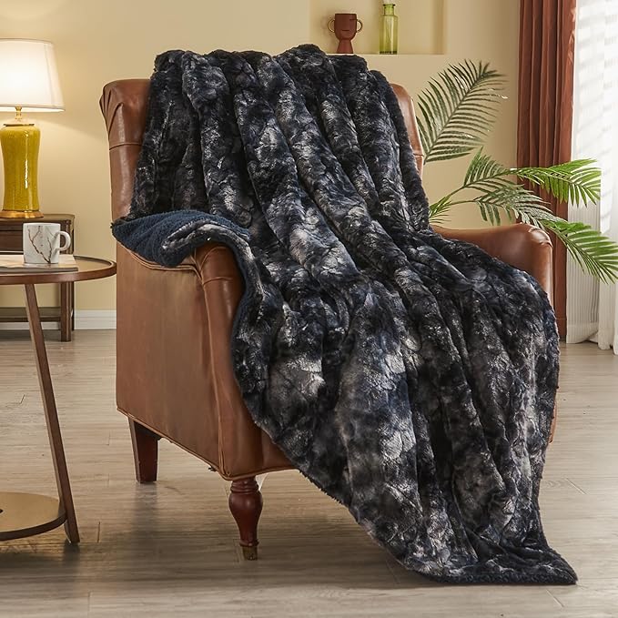 NEWCOSPLAY Super Soft Faux Fur Throw Blanket for Couch Tie-dye Black Sherpa Fuzzy Plush Warm Blanket for Sofa Bed (Tie-dye Black, Throw(40"x50"))