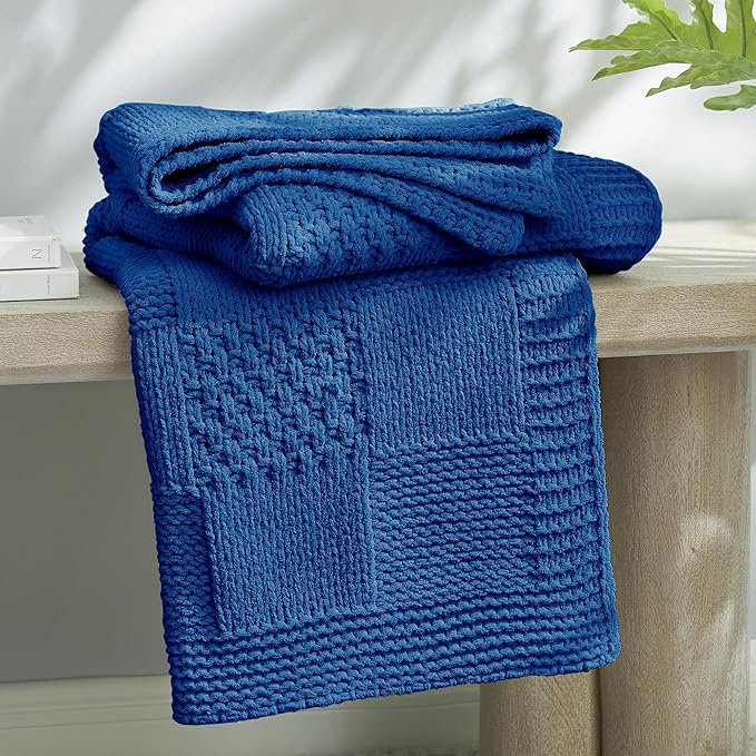 Amélie Home Checkered Chenille Knit Throw Blanket for Couch, Classic Texture Decorative Soft Blanket for Sofa, Chair & Bedroom, 50"x60", Blue